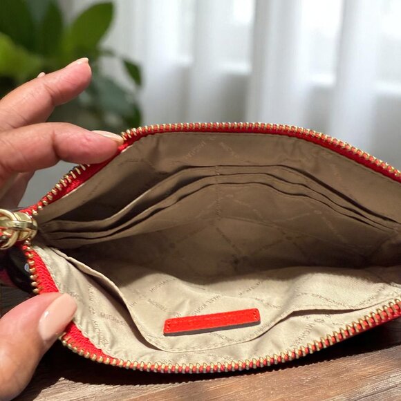 Michael Kors Wristlet Red Zipper Credit Card‎ Holder - Picture 7 of 10
